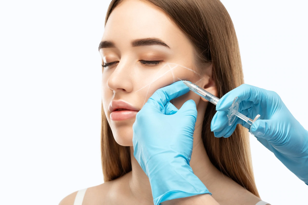 Top 5 Benefits of Choosing Dermal Fillers for Facial Rejuvenation